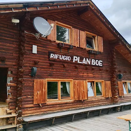 Lodge Rifugio Plan Boè Livinallongo Del Col Di Lana